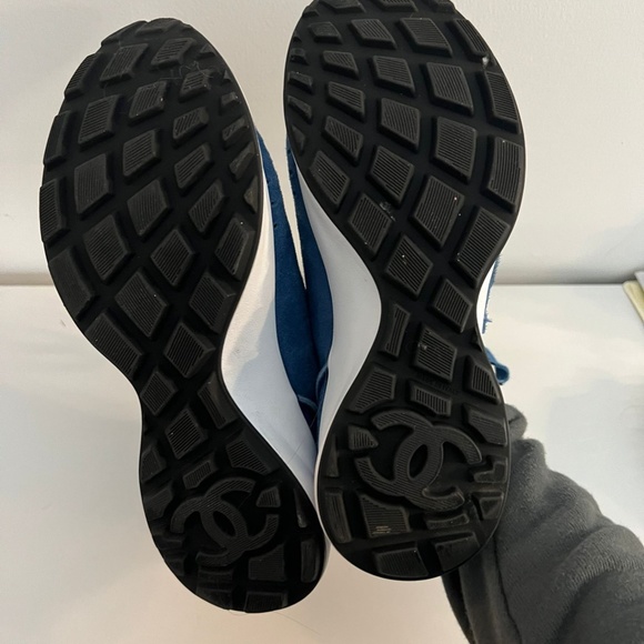 Chanel SS21 Blue Sneakers size 36.5 - Picture 5 of 5